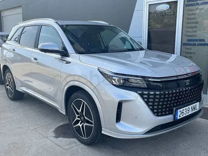 Nuevo DFSK E5 217 CV (159 kW) 2025 Gris / plata SUV