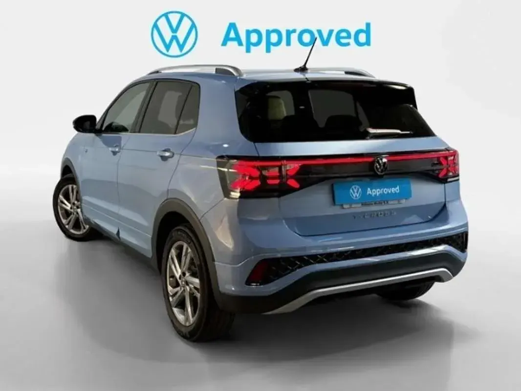 Usado VW T-Cross R-line 116 CV (85 kW) 2024 Azul SUV