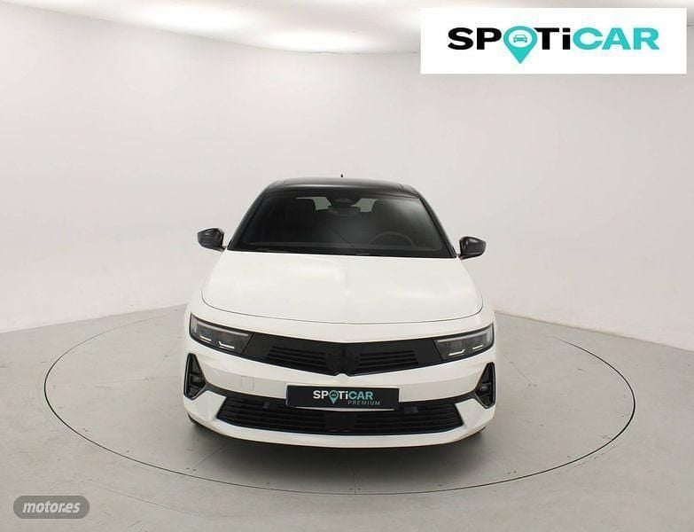 Blanco Usado 2023 Opel Astra Berlina | 24.095 € (Precio justo) - Imagen 1/4