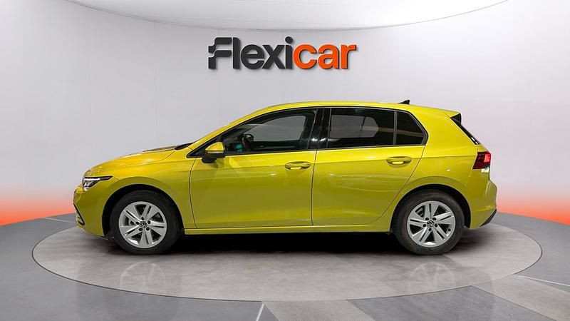 Usado VW Golf VIII Life 150 CV (110 kW) 2021 Verde Berlina