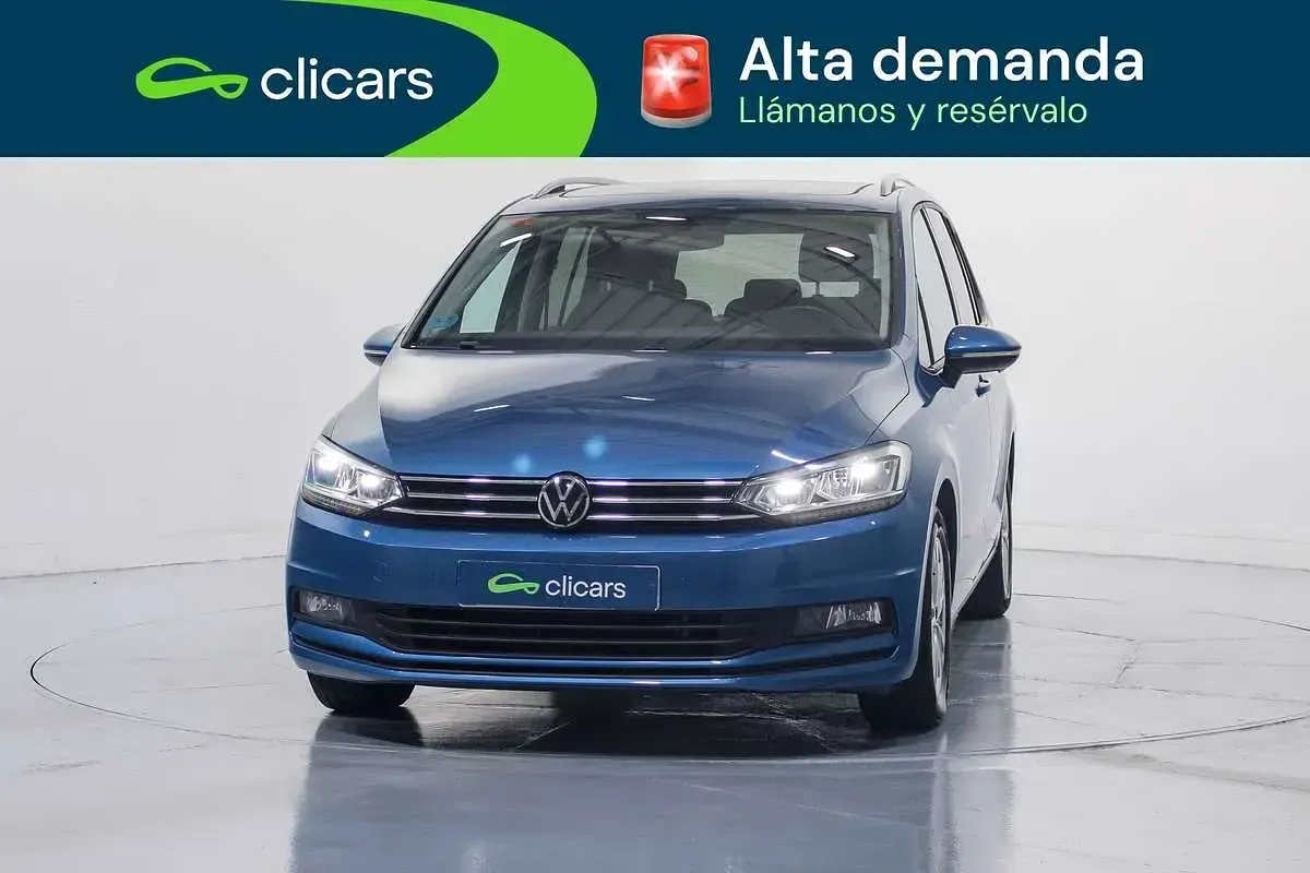 Usado VW Touran Advance 150 CV (110 kW) 2021 Azul Monovolumen