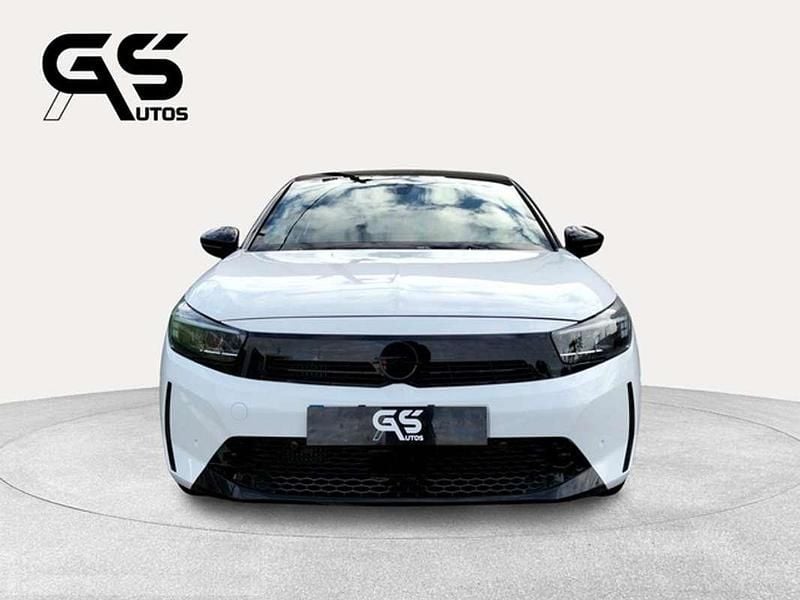 Usado Opel Corsa 101 HP (74 kW) 2024 Branco Sedan