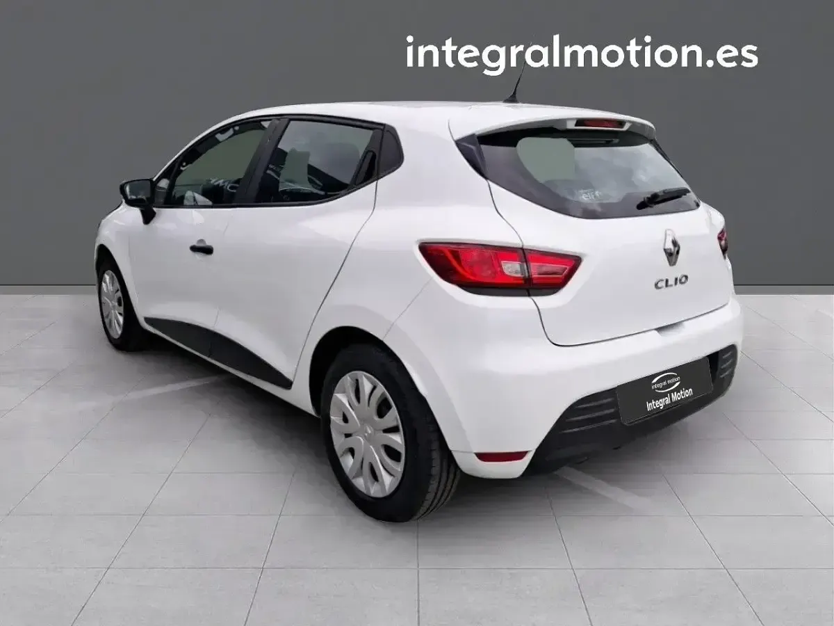 Usado Renault Clio IV Business 89 CV (65 kW) 2019 Blanco Berlina