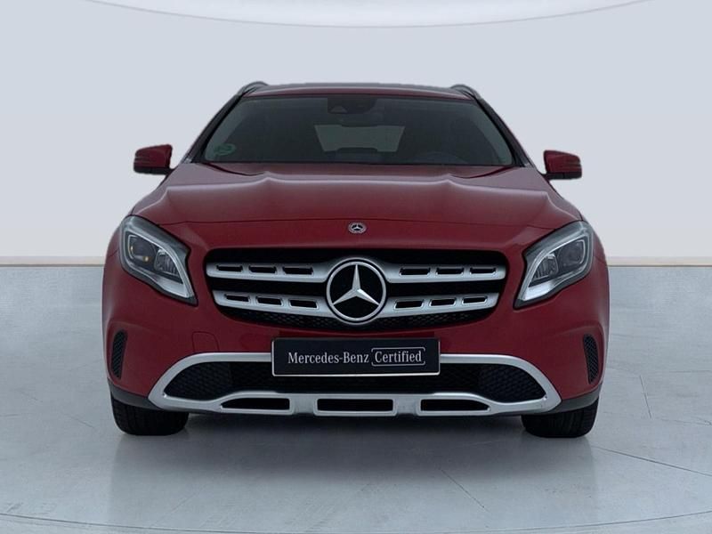 Usado Mercedes GLA200 136 CV (100 kW) 2018 Rojo SUV