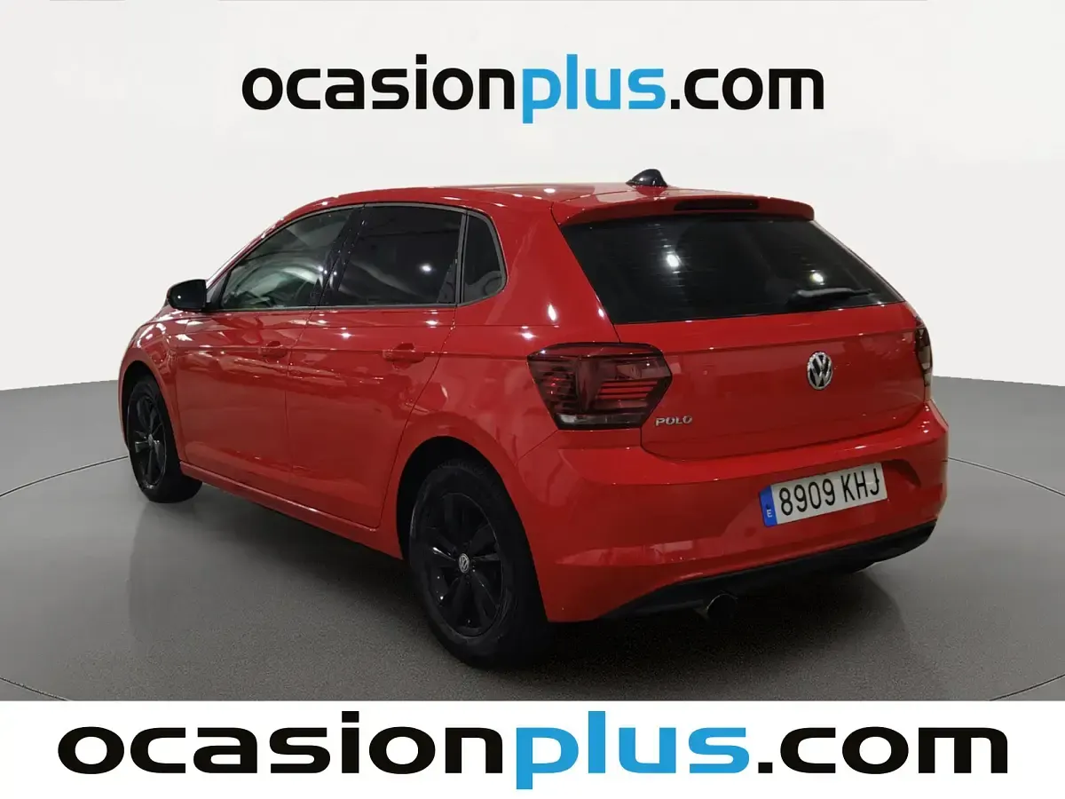 Usado VW Polo Advance 75 CV (55 kW) 2018 Rojo Utilitario