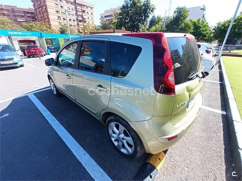 Usado Nissan Note Visia 88 CV (64 kW) 2009 Amarillo Utilitario