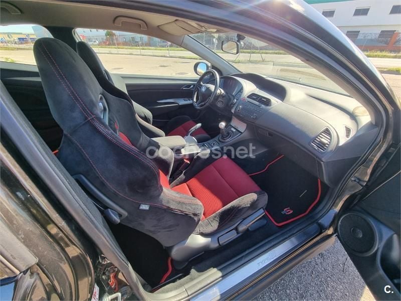 Negro Usado 2007 Honda Civic Type S Berlina | 5000 € (Precio justo) - Imagen 1/4