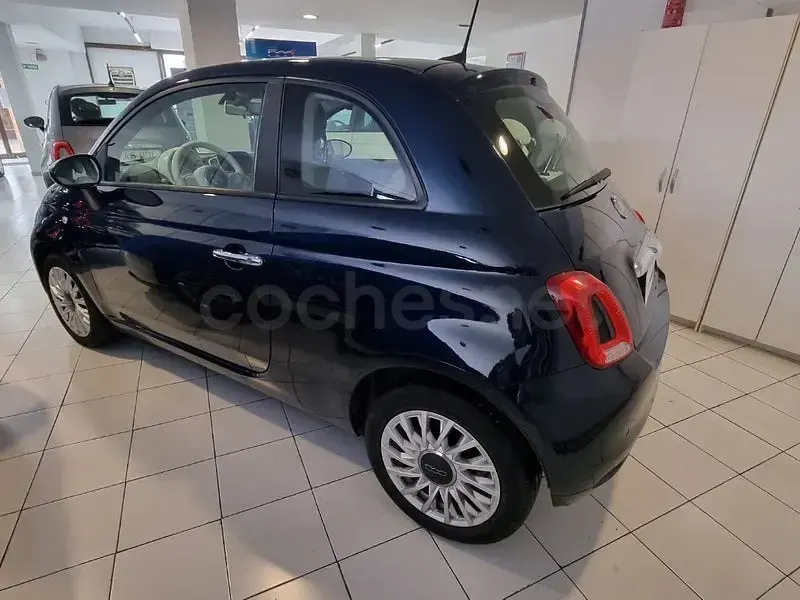 Usado Fiat 500 Lounge 69 CV (50 kW) 2020 Azul Berlina