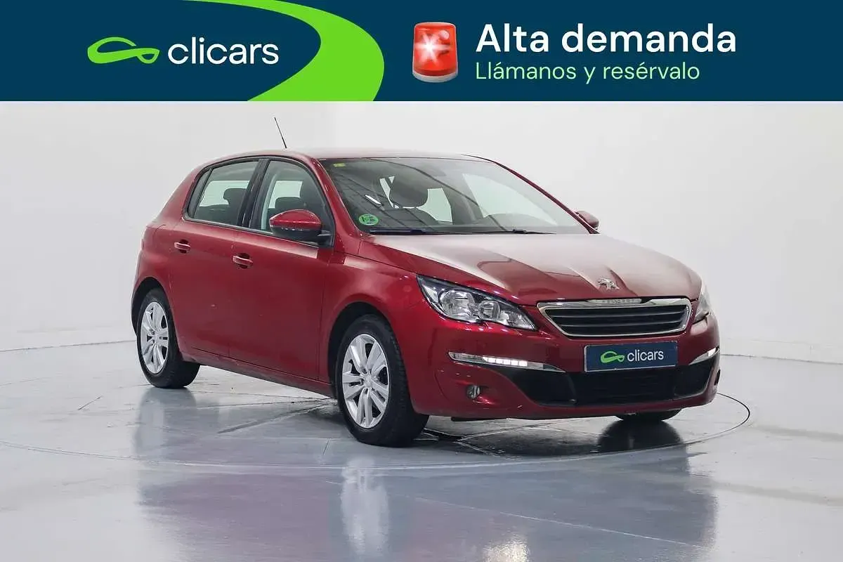Usado Peugeot 308 Active 131 CV (96 kW) 2014 Rojo Utilitario