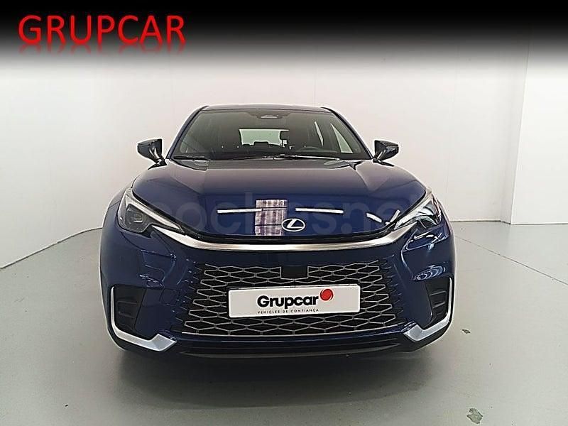 Usado Lexus LBX 136 CV (100 kW) 2025 Azul SUV