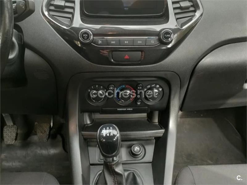 Begagnad Ford Ka Plus Ultimate 85 HK (62 kW) 2019 Brun Halvkombi