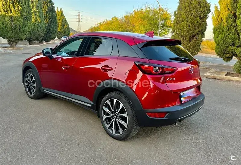 Usado Mazda CX-3 121 CV (88 kW) 2020 Granate SUV