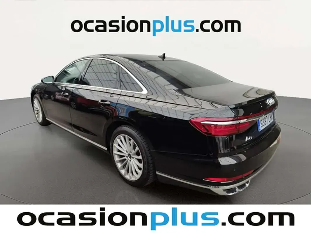Usado Audi A8 286 CV (210 kW) 2021 Negro Berlina