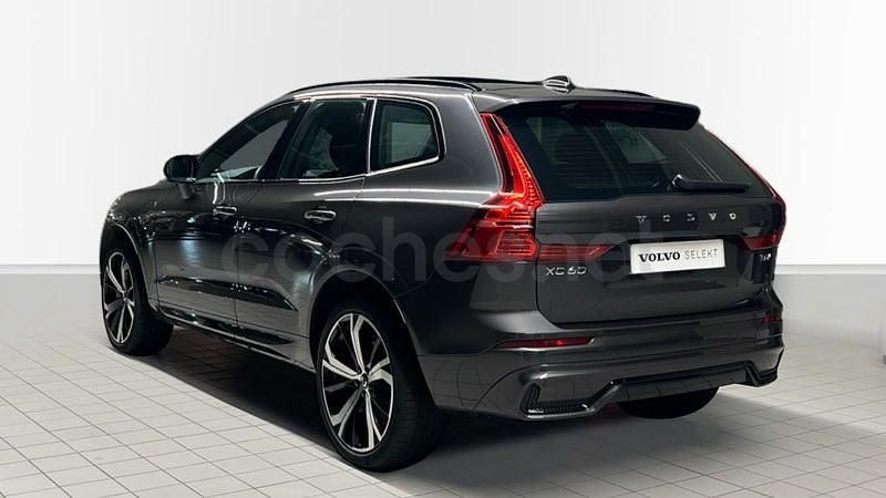 Usado Volvo XC60 Ultra 350 CV (257 kW) 2025 Gris / plata SUV
