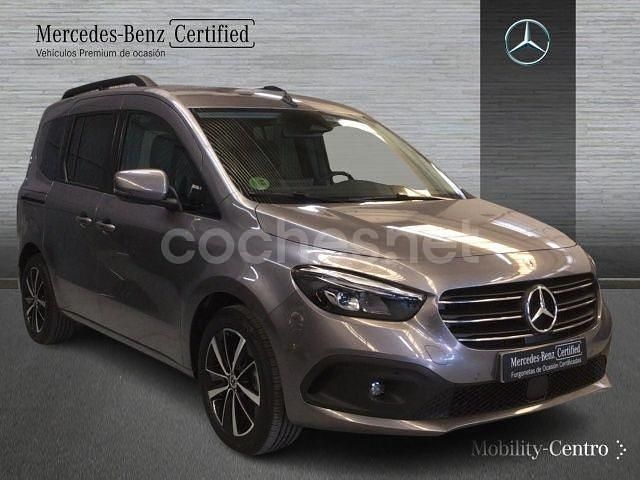 Usado Mercedes T180 116 CV (85 kW) 2025 Gris / plata Monovolumen