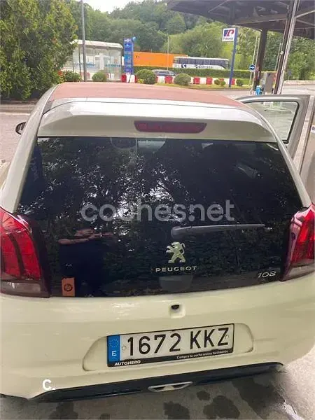 Occasion Peugeot 108 Roland Garros 82 ch (60 kW) 2018 Blanc Berline