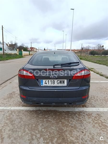 Usado Ford Mondeo Titanium S 163 CV (119 kW) 2010 Azul Berlina
