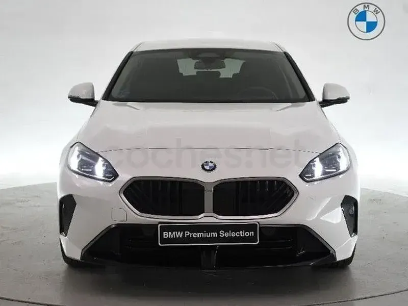 Usado BMW 120 Comfort Edition 170 CV (125 kW) 2025 Blanco Utilitario