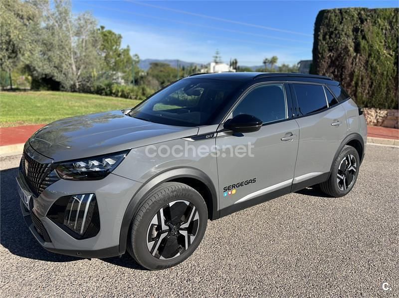 Gris / plata Usado 2023 Peugeot 2008 GT SUV | 22.000 € (Precio justo) - Imagen 1/4