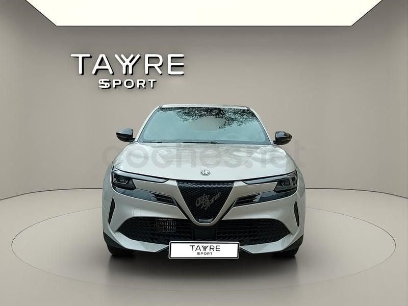 Usado Alfa Romeo Junior 136 CV (100 kW) 2025 Blanco SUV