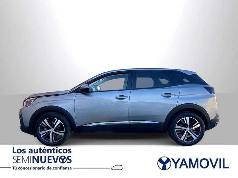 Usado Peugeot 3008 Allure 131 CV (96 kW) 2019 Gris SUV