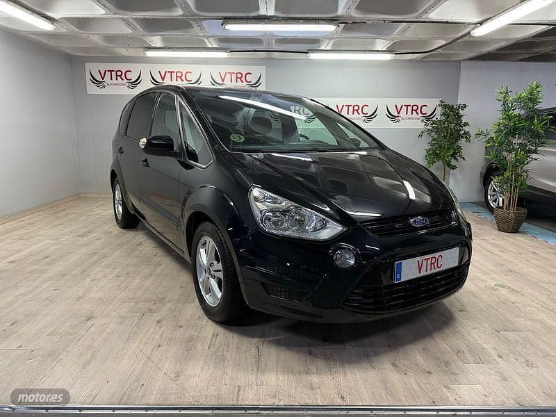 Negro Usado 2013 Ford S-MAX Titanium Monovolumen | 12.800 € (Precio justo) - Imagen 1/4