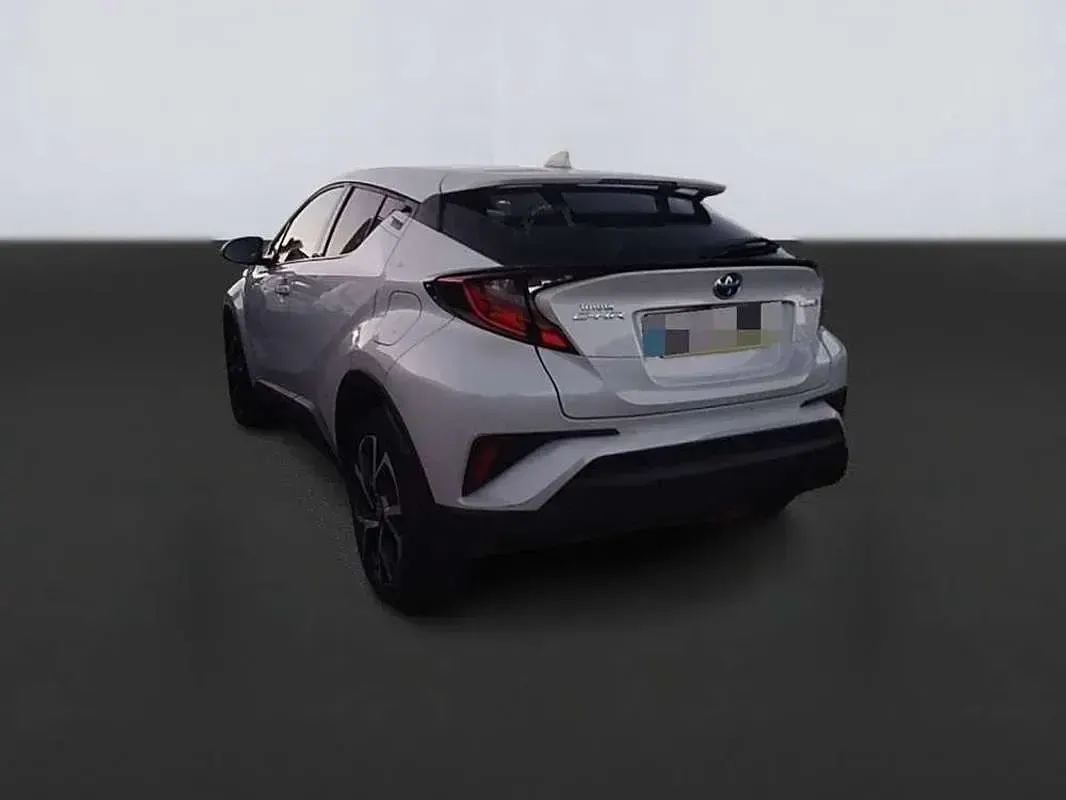 Usado Toyota C-HR+ Advance 98 CV (72 kW) 2021 Blanco SUV
