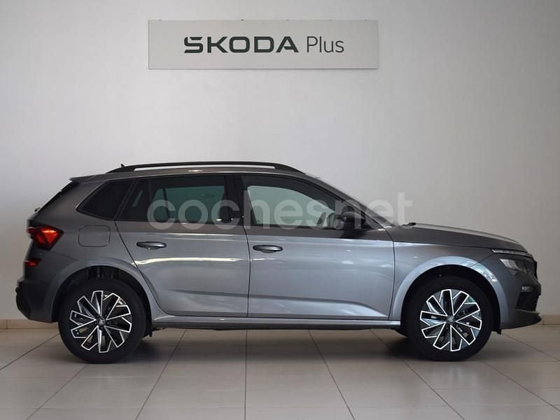 Nuevo Skoda Kamiq 115 CV (84 kW) 2025 Gris / plata SUV