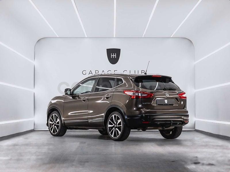 Usado Nissan Qashqai Premium Edition 163 CV (119 kW) 2015 Marrón SUV