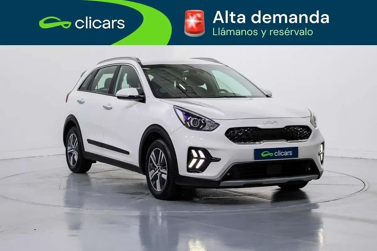 Usado Kia Niro 105 CV (77 kW) 2022 Blanco SUV
