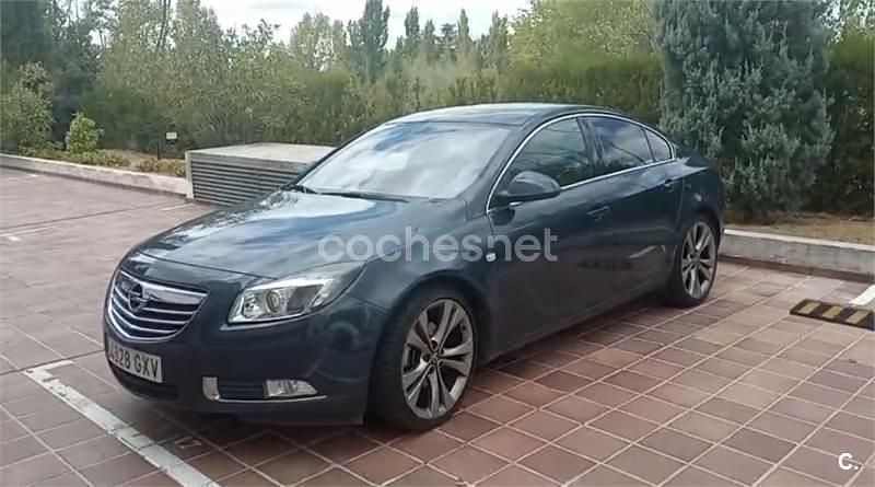 Usado Opel Insignia Sport 220 CV (161 kW) 2009 Azul Berlina