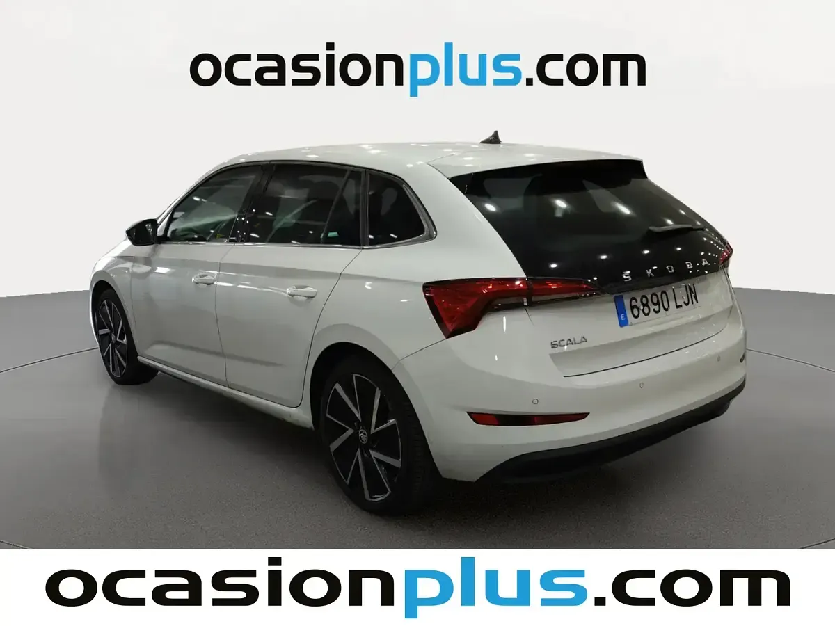 Usado Skoda 110 R Sport 150 CV (110 kW) 2020 Blanco Berlina