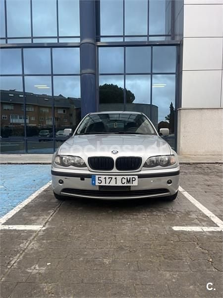 Usado BMW 325 Sport Line 192 CV (141 kW) 2002 Gris / plata Berlina
