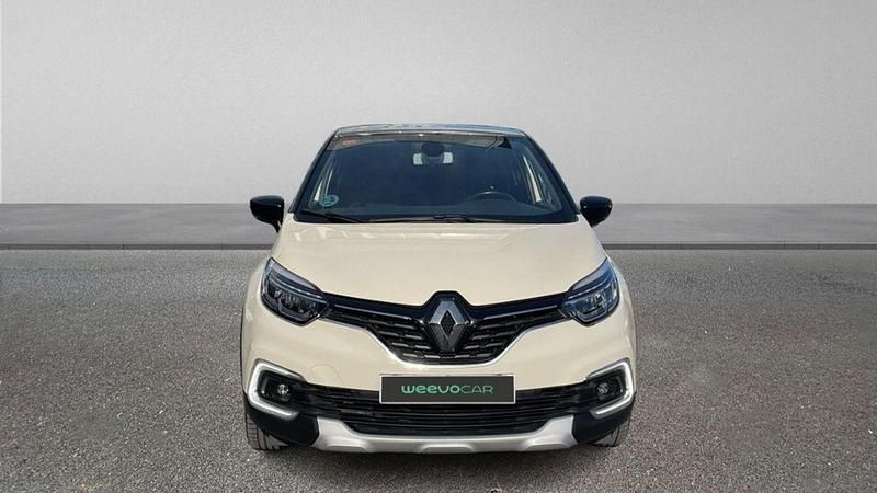 Usado Renault Captur Zen 130 CV (95 kW) 2019 Beige SUV