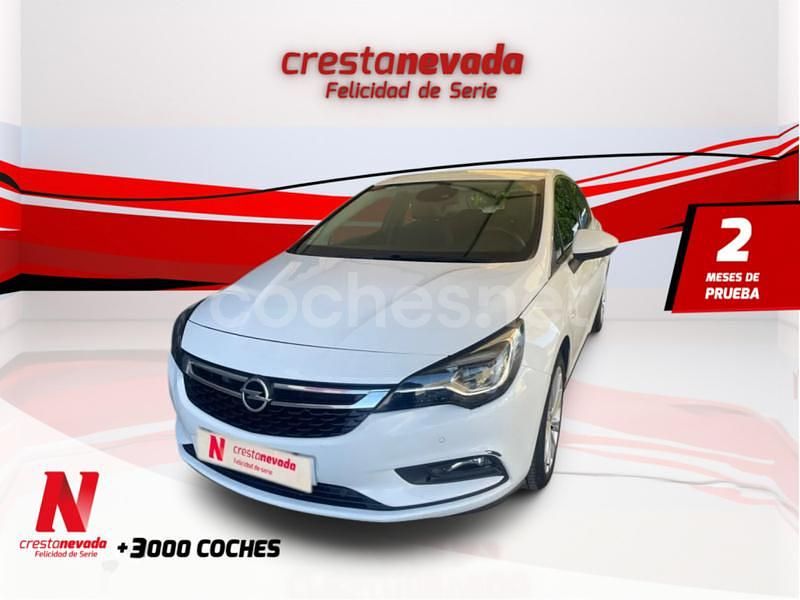 Blanco Usado 2017 Opel Astra Excellence Berlina | 11.990 € (Precio justo) - Imagen 1/4