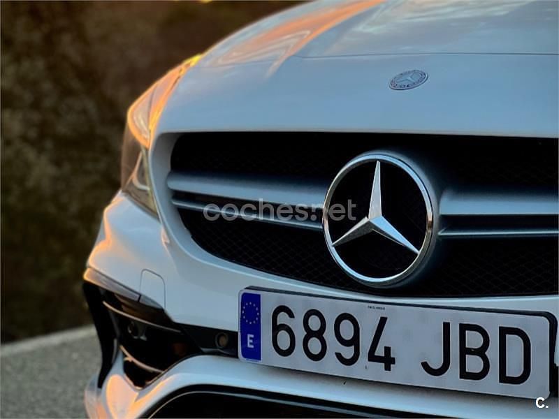 Usado Mercedes CLA180 AMG line 122 CV (89 kW) 2015 Blanco Berlina