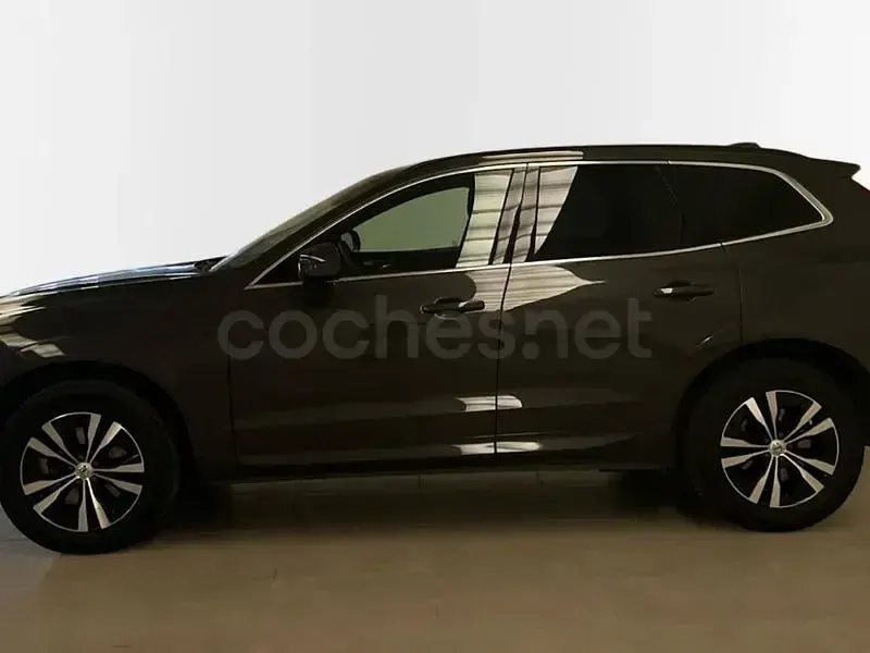 Usado Volvo XC60 Core 197 CV (144 kW) 2022 Verde SUV