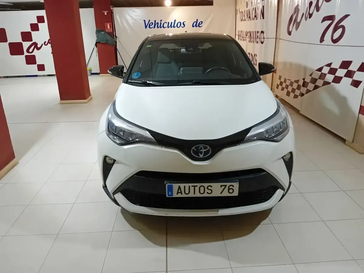 Usado Toyota C-HR Advance 184 CV (135 kW) 2022 Blanco SUV