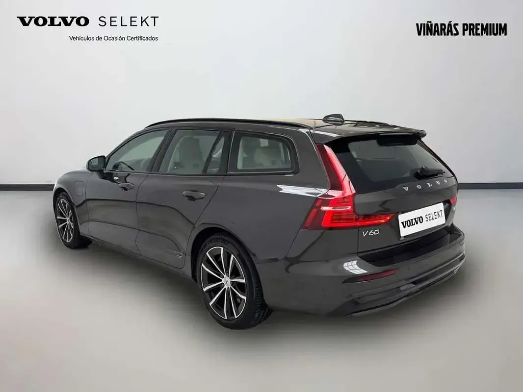 Usado Volvo V60 Plus 349 CV (256 kW) 2025 Gris Familiar