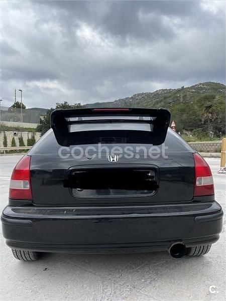 Usado Honda Civic 160 CV (117 kW) 1996 Negro Berlina