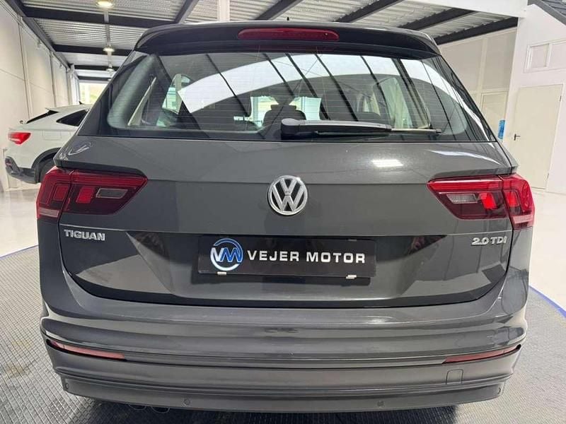 Usado VW Tiguan Advance 150 CV (110 kW) 2017 Gris SUV