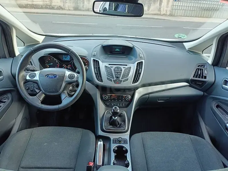 Usado Ford C-MAX 125 CV (91 kW) 2015 Blanco Monovolumen
