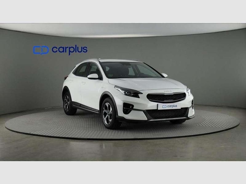 Usado Kia XCeed 120 CV (88 kW) 2022 Blanco SUV