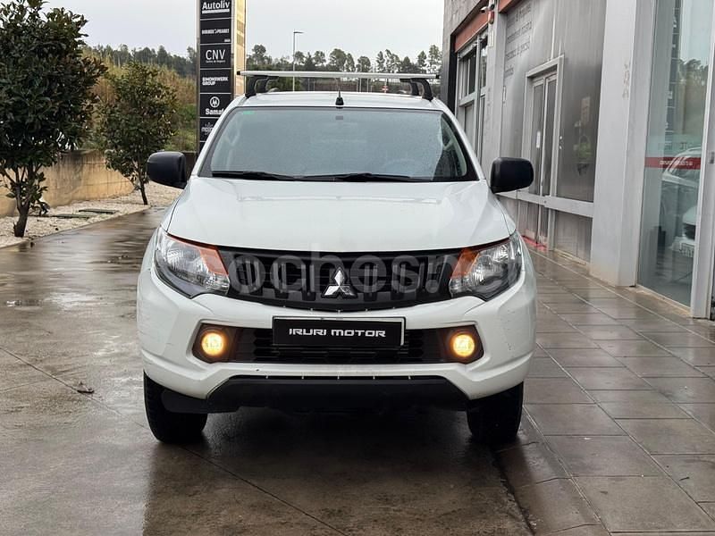 Usado Mitsubishi L200 154 CV (113 kW) 2017 Blanco Recogida