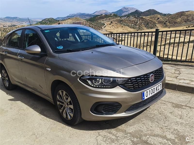 Marrón Usado 2017 Fiat Tipo Easy Berlina | 7600 € (Buen precio) - Imagen 1/4