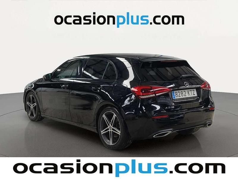 Usado Mercedes A220 190 CV (139 kW) 2019 Negro Utilitario