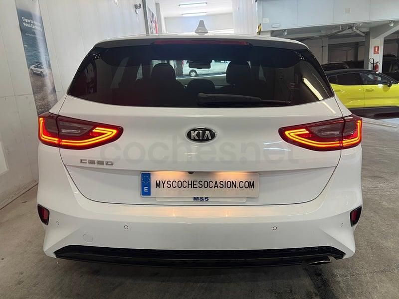Usado Kia Ceed 136 CV (100 kW) 2019 Blanco Utilitario