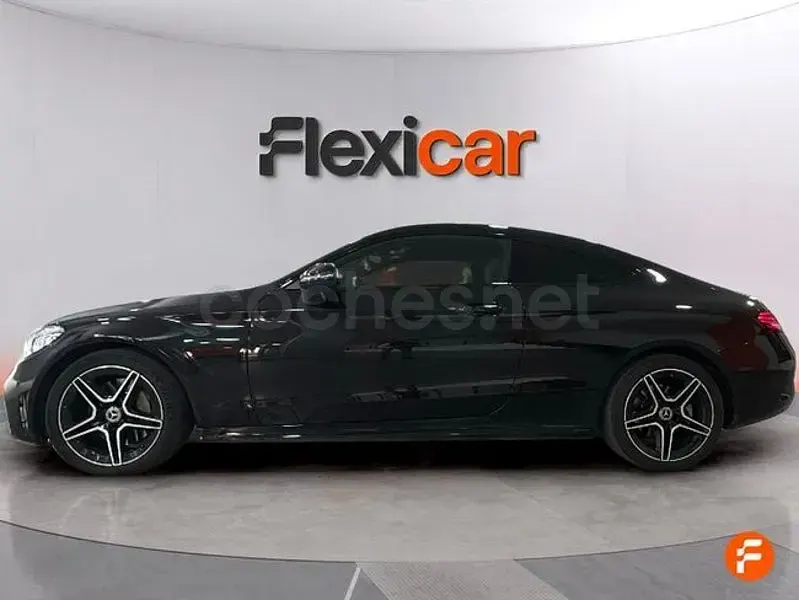 Usado Mercedes C300 245 CV (180 kW) 2018 Negro Coupe