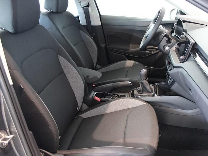 Nuevo Skoda Fabia 95 CV (69 kW) 2025 Gris Utilitario