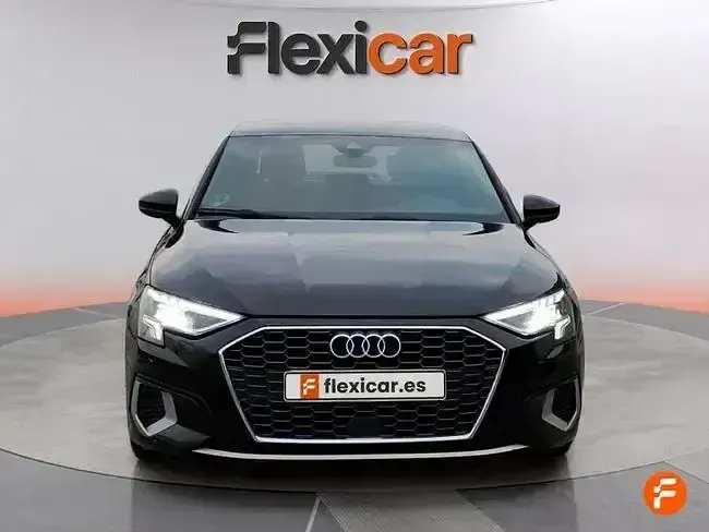 Usado Audi A3 150 CV (110 kW) 2021 Negro Berlina